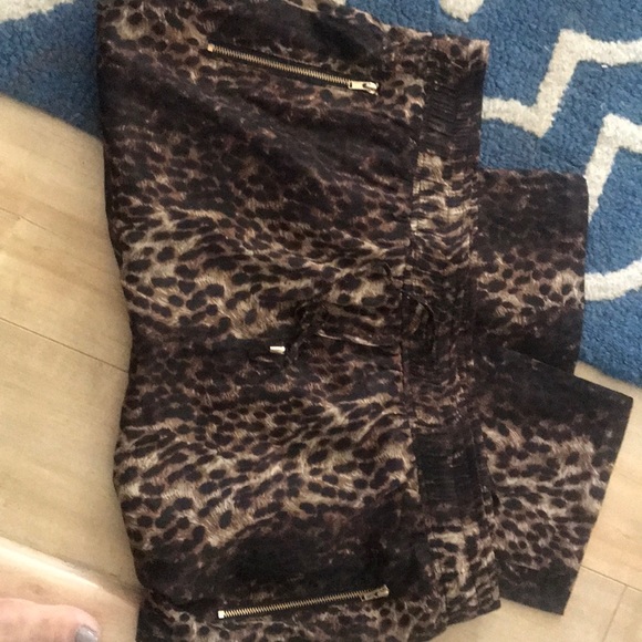 Leopard Pants - Picture 4 of 4